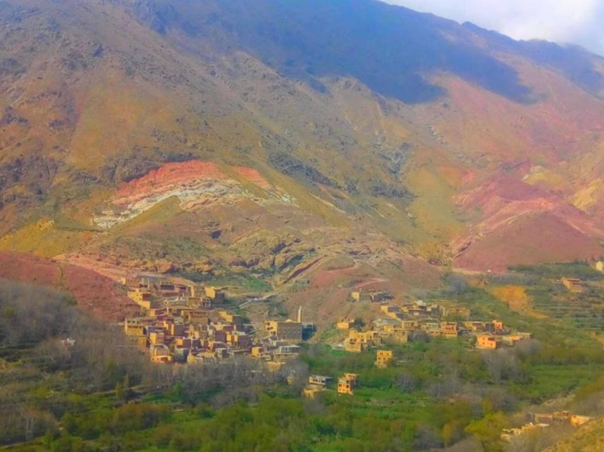 Riad Afla Views 伊姆利尔 外观 照片